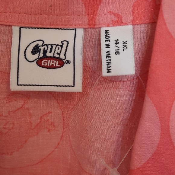 Clothes - Picture 12 of 16